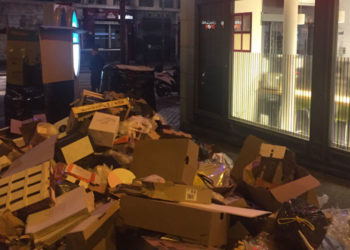 Grève des poubelles: des camions-bennes vont décharger les déchets à Ensues-la-Redonne