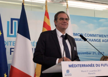 Une écotaxe pour 800 000 poids lourds en transit dans la région Paca