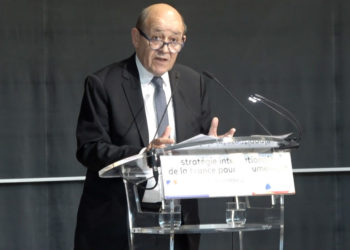 Le Drian dévoile la stratégie internationale de la France à thecamp (1/2)