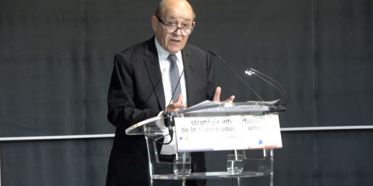 Le Drian dévoile la stratégie internationale de la France à thecamp (1/2)