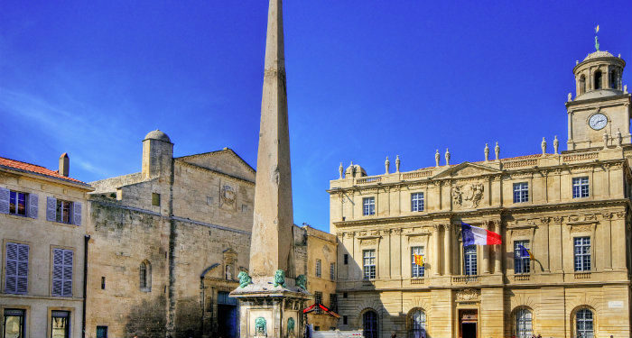 Vers une collectivité à statut unique pour le pays d’Arles