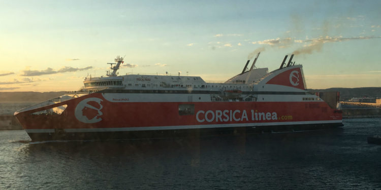 Pollution : Corsica Linea va brancher trois navires à quai