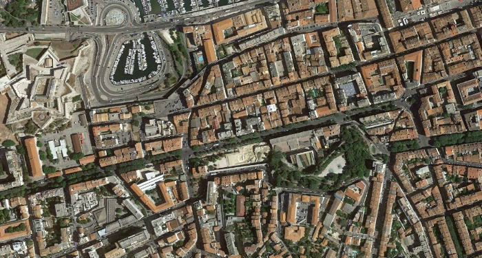 Débat sur fond de "l'affaire de la Corderie" autour de la préservation du patrimoine