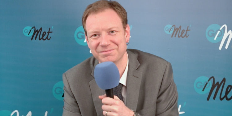 « Questions de politique » : les batailles du député Pierre Dharréville (PCF)