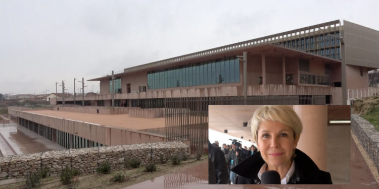 Corinne Vezzoni : « Le lycée Simone Veil traite de sujets de fond que porte la métropole »