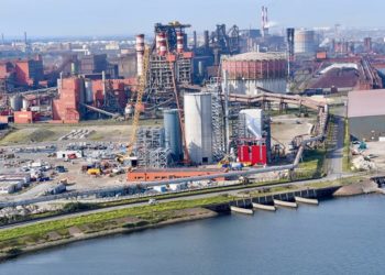 ArcelorMittal monte au capital d'Ecocem France (Aix)