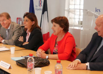 Annie Genevard, secrétaire générale de LR, en mission reconquête à Marseille