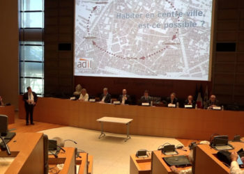 Acteurs publics et privés évoquent les pistes pour faire (re)vivre les centres-villes (1/2)