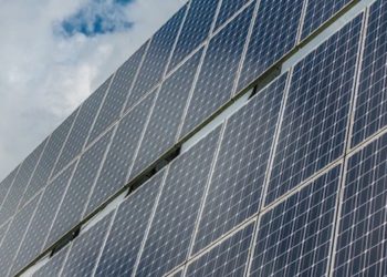 La Région PACA augmente sa production d'énergie solaire d'après le bilan électrique de RTE.