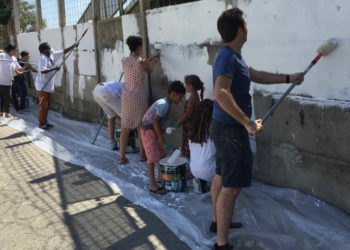 Jean-Luc Mélenchon vient soutenir les parents d’élèves de l’école de La Viste