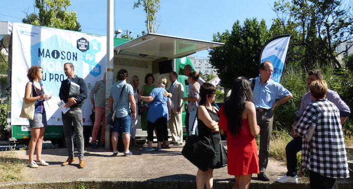 Venir échanger sur son quartier, tel est le but de la matons mobile