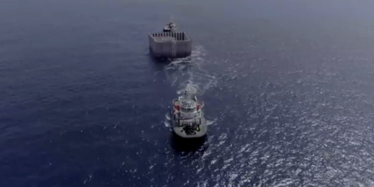 Monaco réceptionne le premier caisson fabriqué à Marseille pour sa future extension marine