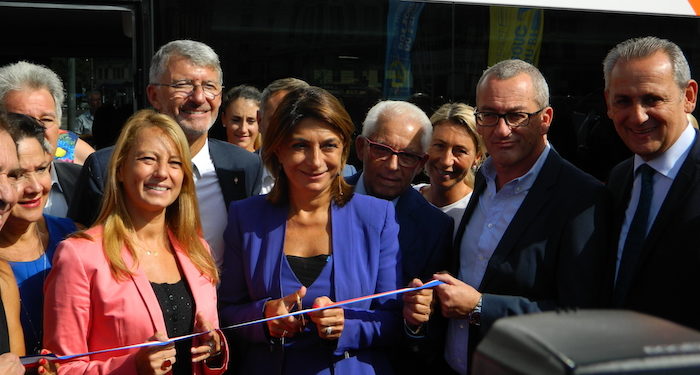 La Métropole renforce la ligne Aix-Marseille avec des cars à double étage