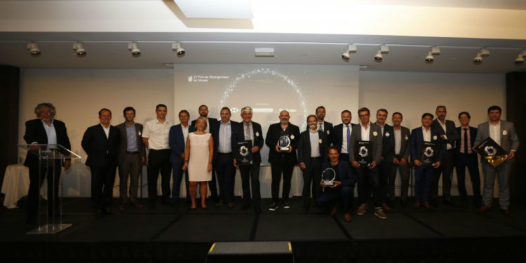 Philippe Veran de Biotech Dental (Salon) entrepreneur de l’année pour EY