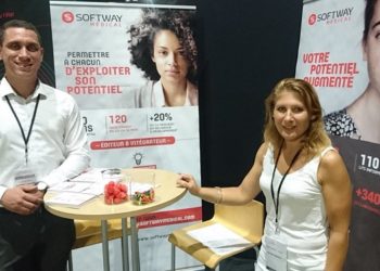 Céline Amblot-Féral, la directrice des ressources humaines de Softway medical et son chargé de recrutement sur le forum Medinjob (Crédit DR)