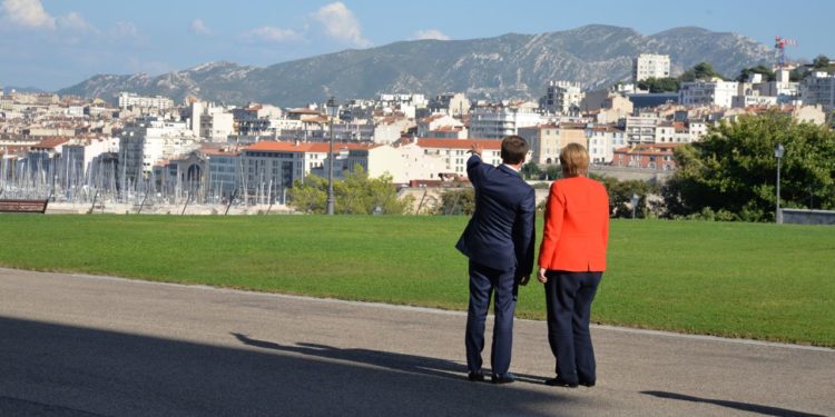 Emmanuel Macron et Angela Merkel vendredi 7 septembre 2018 au Pharo (Crédit photo TD/Gomet')