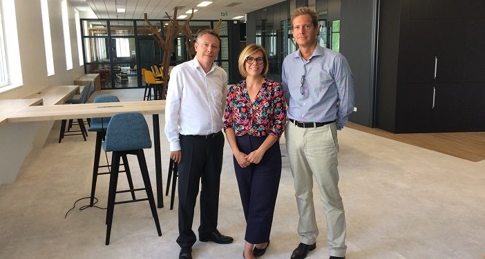 Les dirigeants d'Obratori, Amaury Godron et Ingo Dauer avec la chargé de communication, Julie Géret