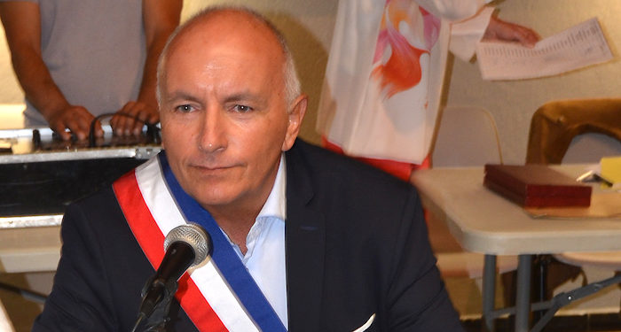 Des tablettes numériques avec recharge par induction en primaire à Sausset-les- Pins