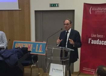 Liva Ralaivola & Yvon Berland. Photo : Aix-Marseille Université via Twitter.