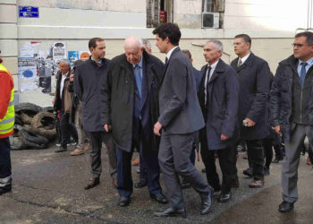 Le maire Jean-Claude Gaudin et le ministre du Logement, Julien Denormandie lundi 5 novembre à Noailles (Crédit @prefet13)