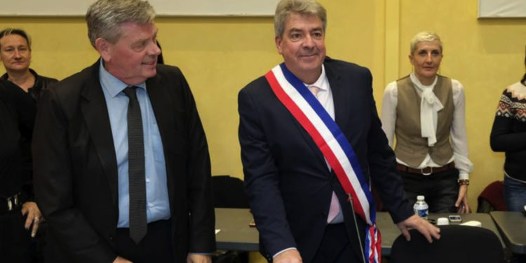 Jean Hetsch élu nouveau maire de Fos-sur-Mer