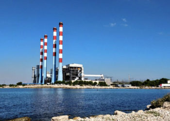 La centrale de Ponteau accueillera le centre de maintenance des éoliennes flottantes d'EDF (Crédit DR)