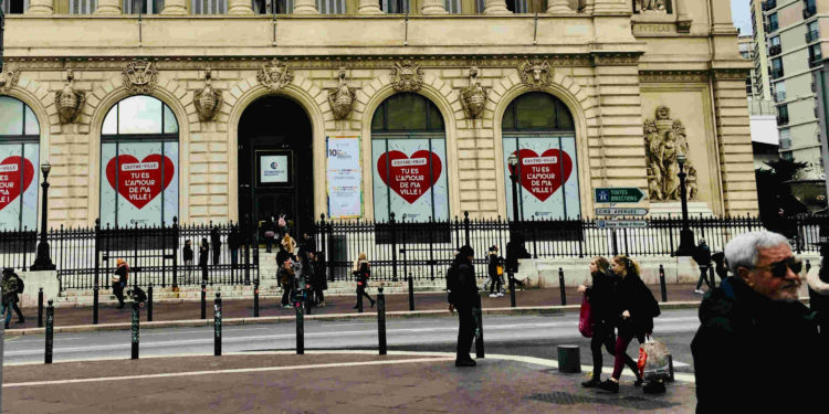 Et le César de la bêtise est attribué à…