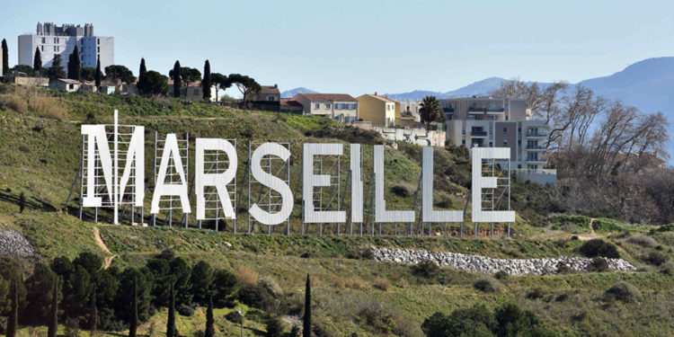 Les grandes lettres « Marseille » se refont une beauté