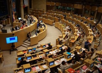 La Région adopte un plan de 23 millions d’euros pour équiper les lycéens de manuels numériques