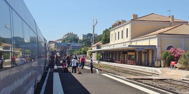 Des projets innovants plutôt que des espaces vides dans les gares SNCF de la région