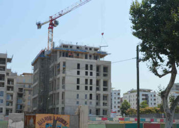 La moyenne des carnets de commandes des professionnels de l'artisanat du bâtiment à la fin du 1er trimestre 2024 s'établit à 74 jours de travail. Elle est en baisse de 13 jours par rapport à l'année précédente. Crédit photo : Gomet'