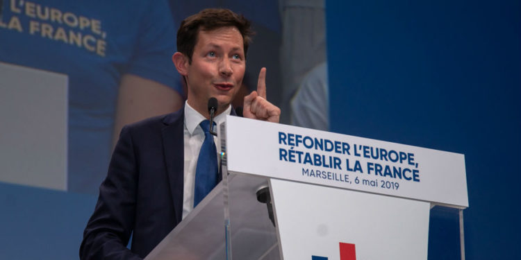 François-Xavier Bellamy (LR) rassemble son camp à Marseille