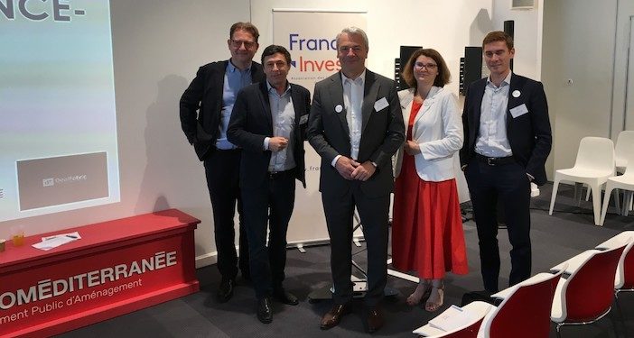 De Gauche à droite : Christophe Deldycke, président de Turenne Capital, Pierre Grand-Dufay, délégué régional de France Invest, Dominique Gaillard, Président de France invest, France Vassaux, directrice générale de France invest et Simon Poroy, responsable des études