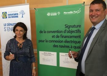 Martine Vassal et Hervé Martel ont signé pour accélérer les projets de branchements électriques des navires (Crédit RM)
