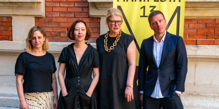 Une partie de l'équipe artistique de Manifesta 13 Marseille avec la directrice Hedwig Fijen (Photo JY Delattre/Gomet')