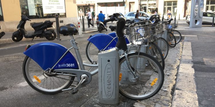 La Métropole mandate trois sociétés pour imaginer l’avenir du vélo en libre-service