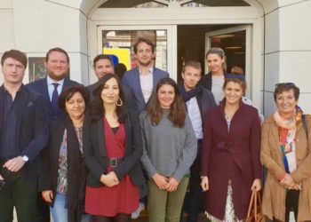 Une partie des signataires de l'appel à la mobilisation des femmes autour d'Alexandra Louis et Marlène Schiappa (Photo Guillaume Jesberger).