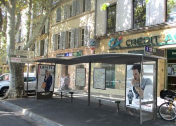 [Communication extérieure] JCDecaux renouvelle son contrat d’abris-voyageurs à Aix