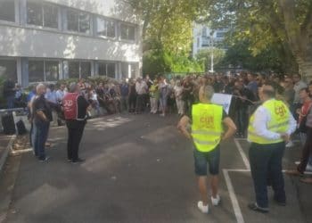 [Energie] Une centaine de personnes rassemblées devant EDF à Marseille contre le plan « Hercule »