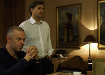 Adults in the room de Costa-Gavras : un thriller-politique captivant