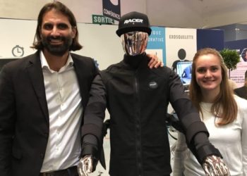 Le P-dg de Racer, Florent Katchikian, a présenté sa veste avec exosquelette au salon Preventica