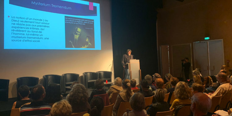 Eric Dudoit, docteur en psychologie clinique et théologien intervient lors de l'événement "La mort, si on en parlait".