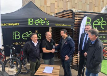 Vélos électriques avec GPS : le partenariat entre Stations Bee’s et onTracks