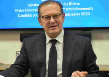 Bruno Gilles a rendez-vous à Paris au siège de LR