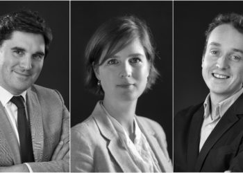 Etienne de Baecque, Géraldine d'Ouince et Jean-Marie Sarrau : trois marteaux pour une maison (de gauche à droite)