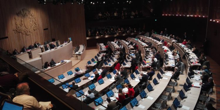 Conseil municipal de Marseille : guerre de positions sur la gestion Gaudin