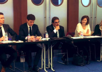 Christian Jacob mercredi avant la réunion Vassal Gilles mercredi 13 novembre à l'occaion d'une réunion de cadres de LR (@ChJacob77).