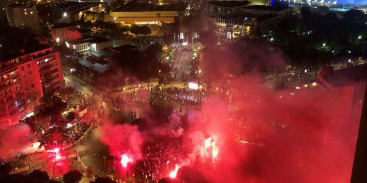 Le spectacle des supporteurs marseillais a commencé avant l'olympico OM-OL