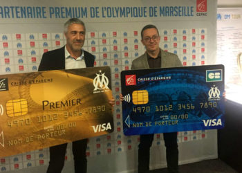 Joël Chassard et Jacques-Henri Eyraud pour le lancement de la carte Visa OM Caisse d'épargne (Photo Gomet').