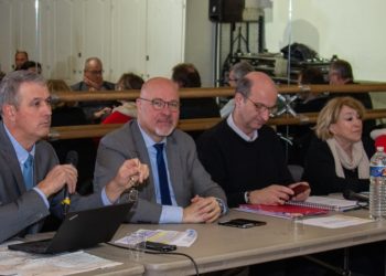 Alexandre Gallese (au centre) lors d'une réunion avec Maryse Joissains jeudi 23 janvier 2020 (Photo Gomet').